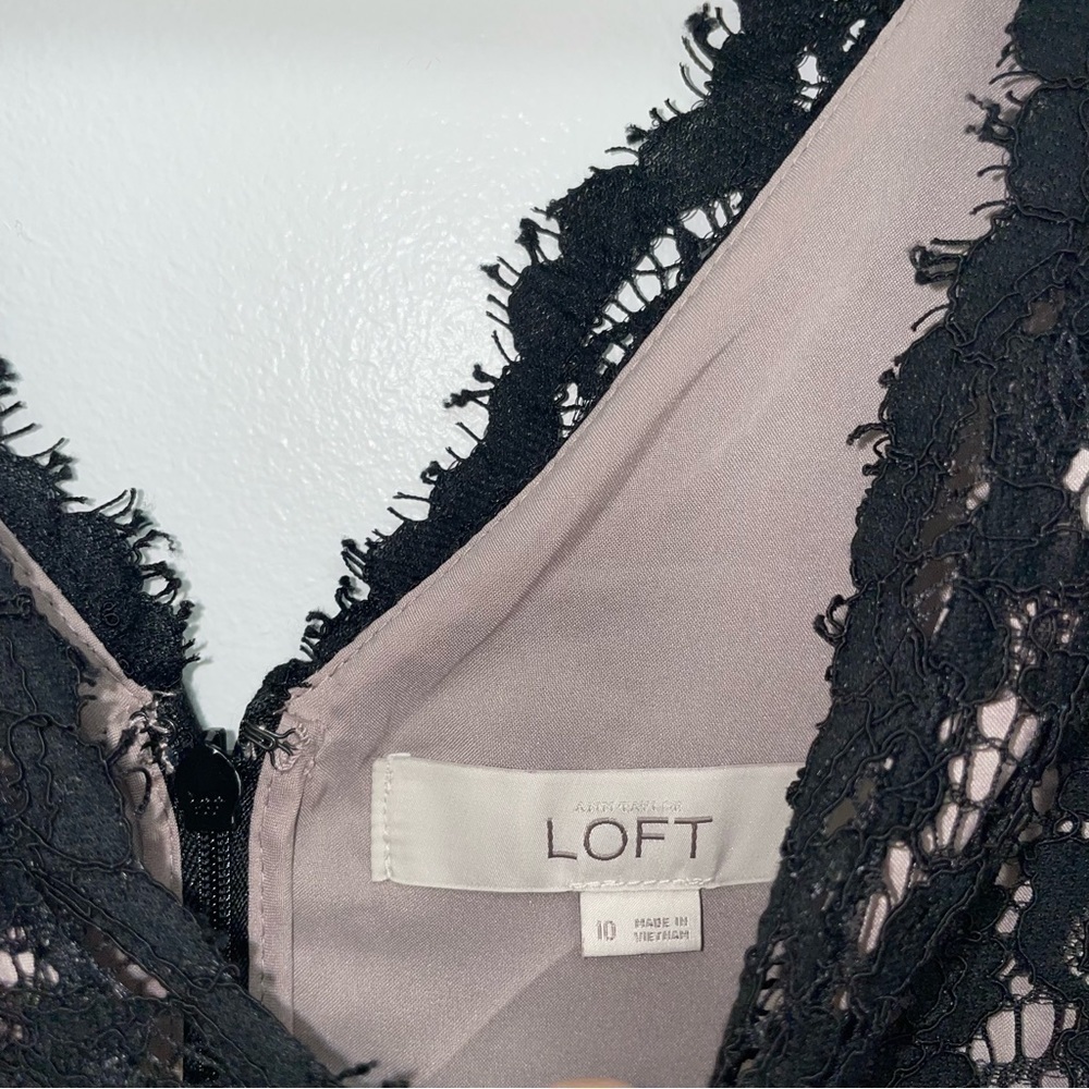 Loft Black lace dress size 10 - Picture 3 of 6